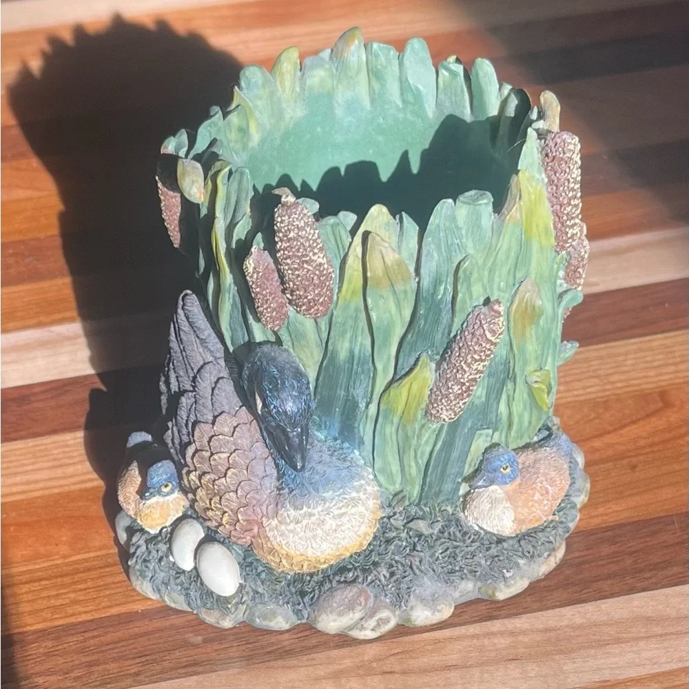 Decorative Bird and Foliage Candle Holder- Nature. Excellent condition.